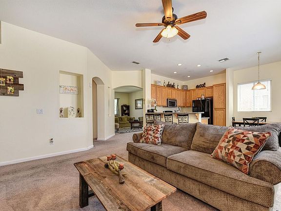 5th image of 1138 Plumas Links St