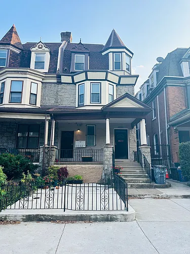 4828 Cedar Ave #1 Photo 1