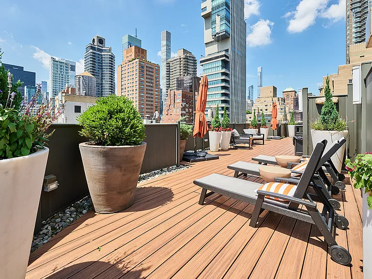 225 E 63rd St #LFF — Photo 18