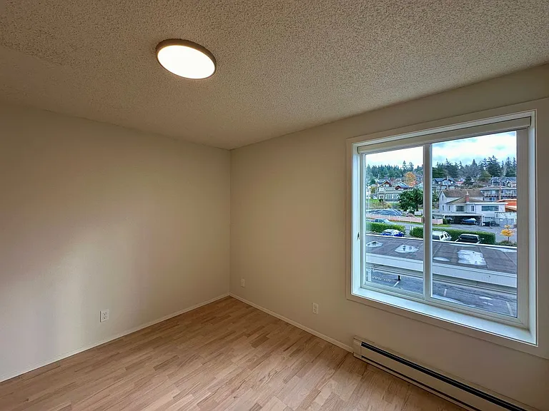 600 S State St #407 — Photo 14