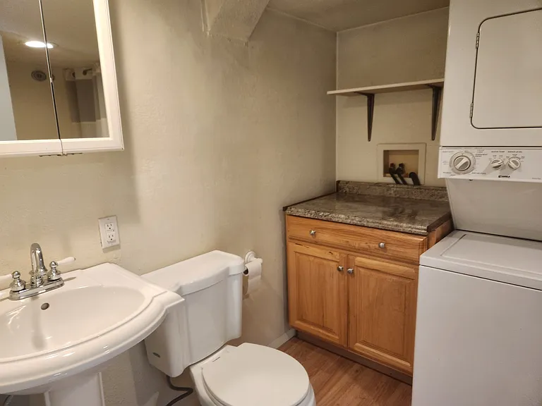 1425 Pinyon Ave #B — Photo 5