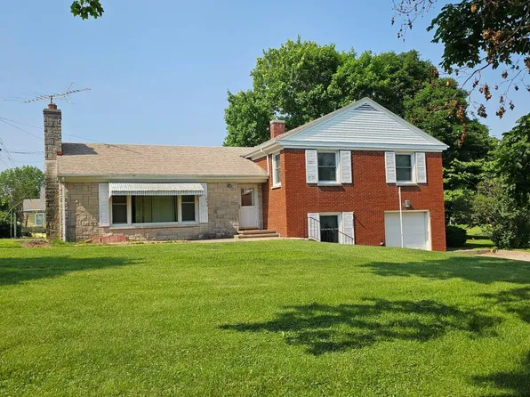 235 E Locust St, Kirkwood, IL 61447