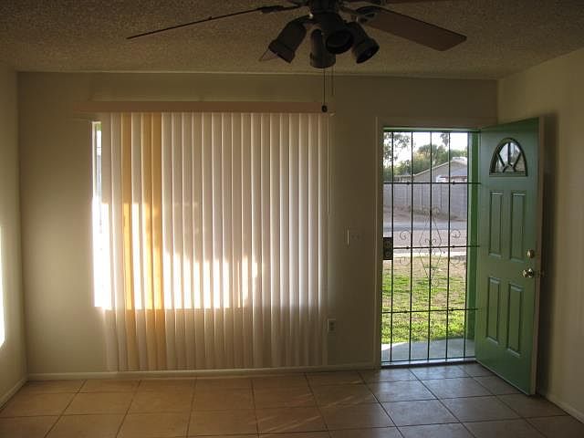 2nd image of 2010 W Hermosa Dr