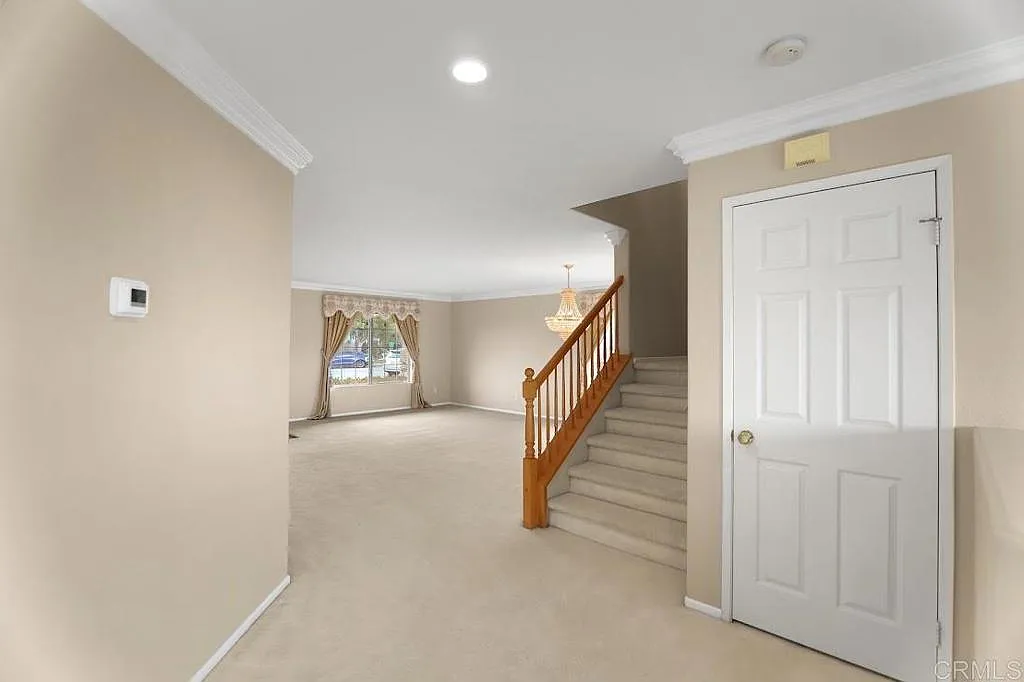 4 bed, 4.5 bath, 3000 sqft, $5,995 — Photo 4