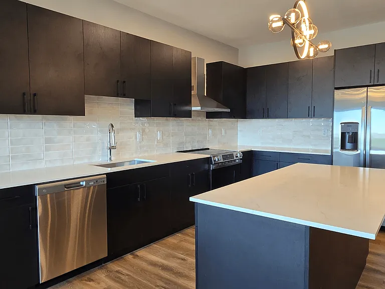 Lindsey Living — Photo 2