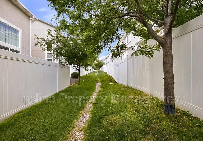 4863 W Spire Way — Photo 20
