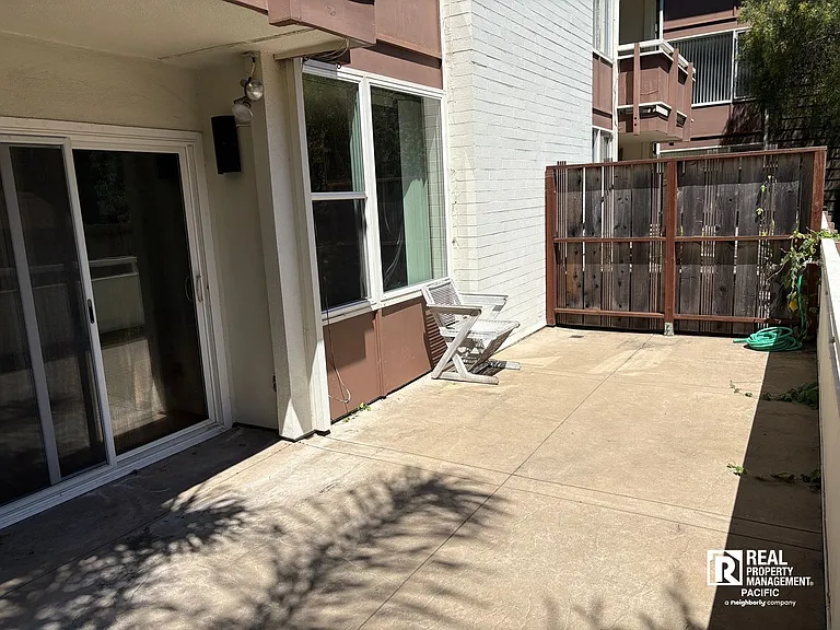 2601 College Ave #111 — Photo 15