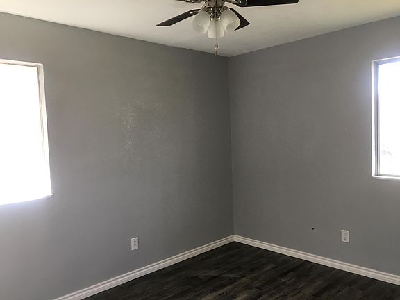 3rd image of 442 Northway Dr