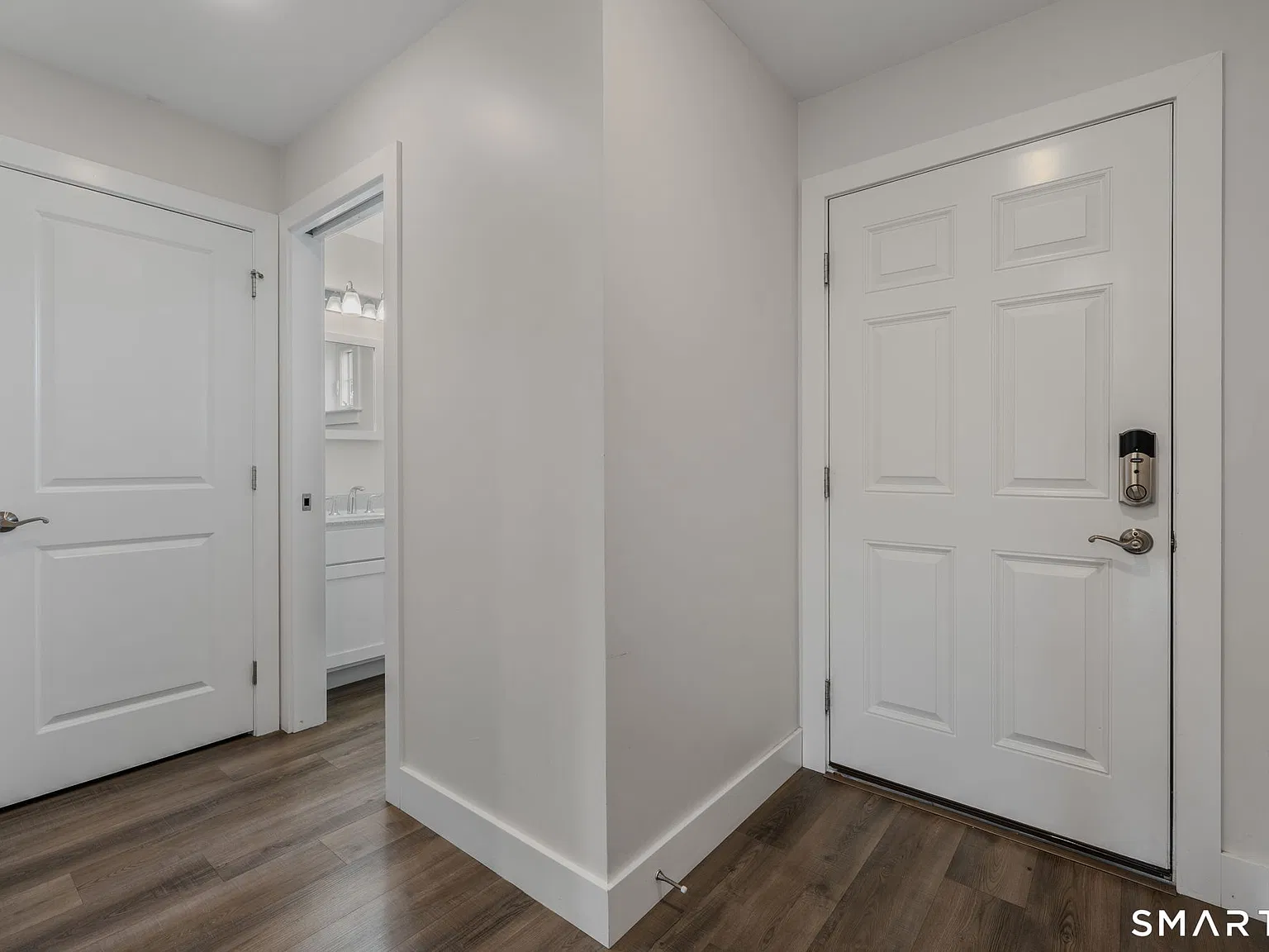 5 bed, 3.5 bath, 2344 sqft, $4,500 — Photo 4