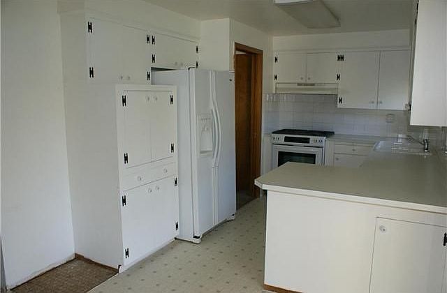 2nd image of 3853 SE 151st Ave