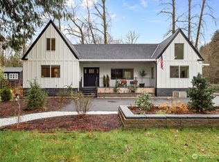 18725 NE 128th Way, Redmond, WA 98052