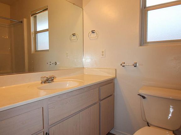 8139A Long Mesa_Bathroom (5)_05012018