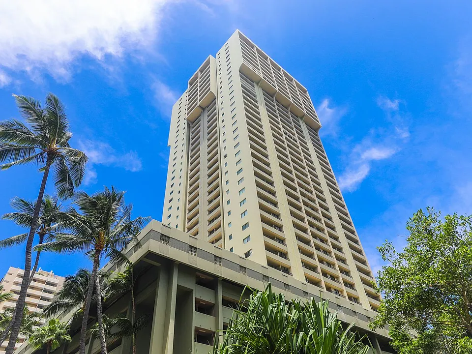 2240 Kuhio Ave #2414