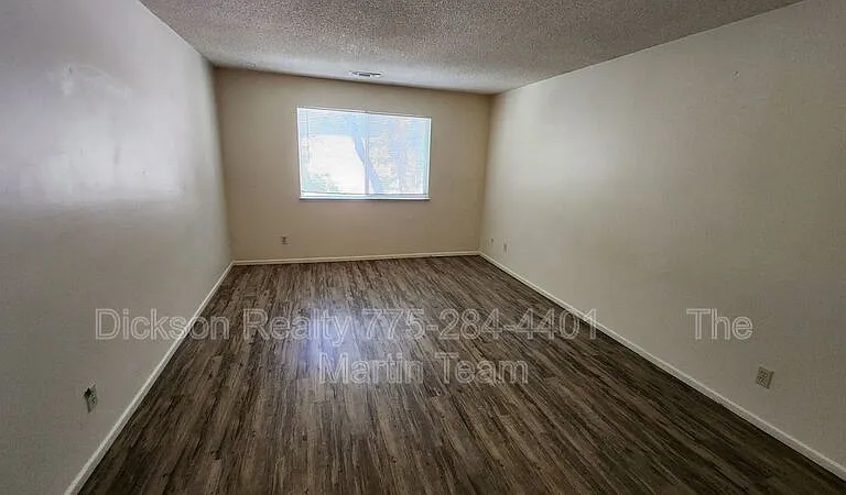 2300 Dickerson Rd #16 — Photo 11