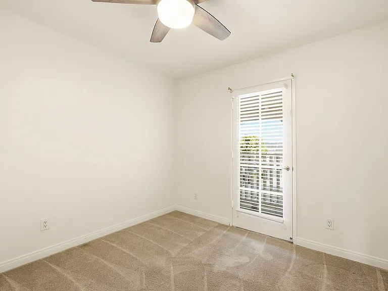 839 Del Mar Downs Rd #D — Photo 30