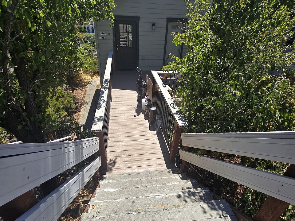 1st image of 909 Union St #B