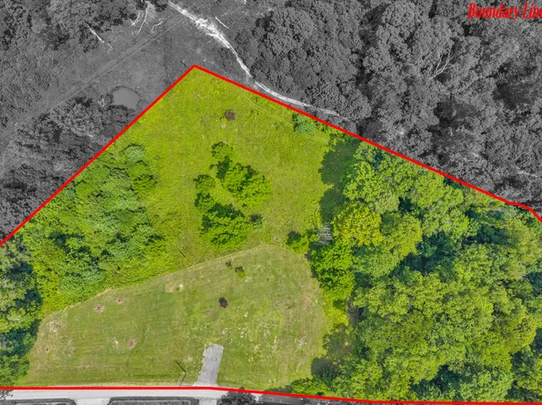 17 Downey Ridge Rd, Ansted, WV 25812