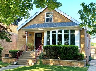 2327 S 11th Ave, North Riverside, IL 60546