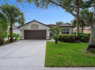 8222 Laurel Lakes Blvd, Naples, FL 34119