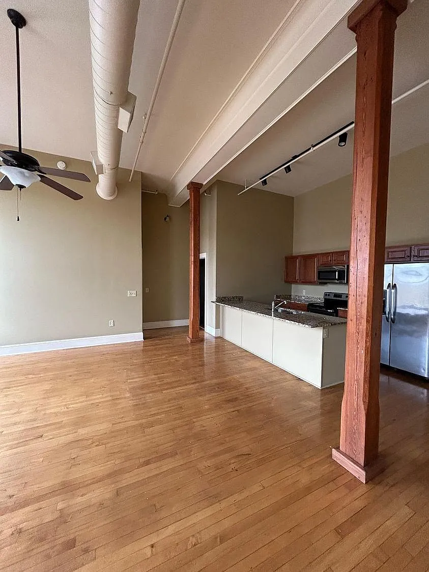 370 Cherry Street — Photo 4