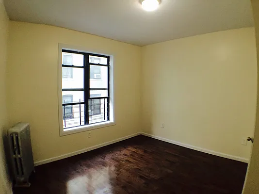 Rented by Bohemia Realty Group | media 19