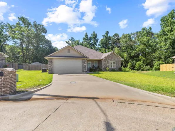 128 Brookway Ln, Longview, TX 75604
