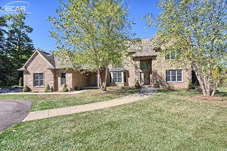 1st image of 10451 Heron Ct