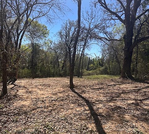 4th image of 4 Lakeview Dr
