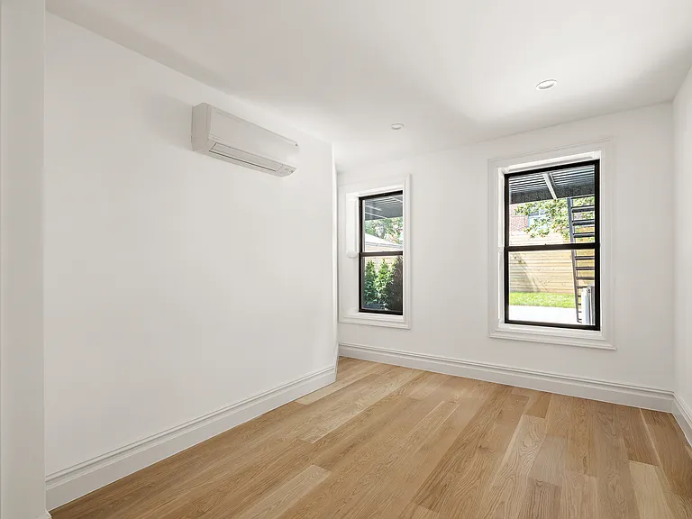 521 Monroe St #A — Photo 5