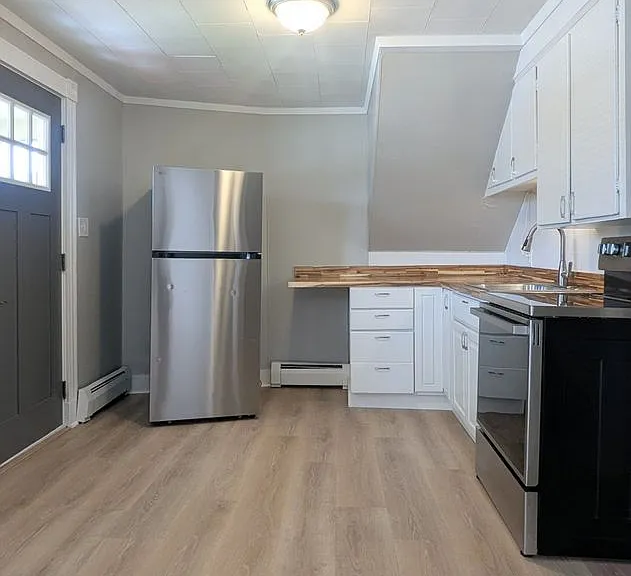129 College Ave — Photo 2