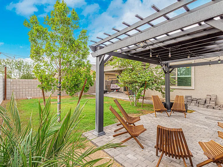 2763 W Apollo Rd — Photo 12