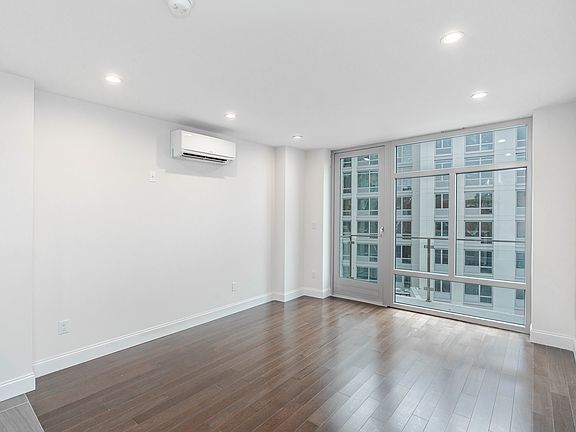 2nd image of 46-02 70th St #6D
