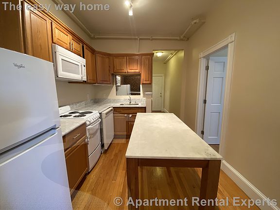 5th image of 884 Massachusetts Ave #510