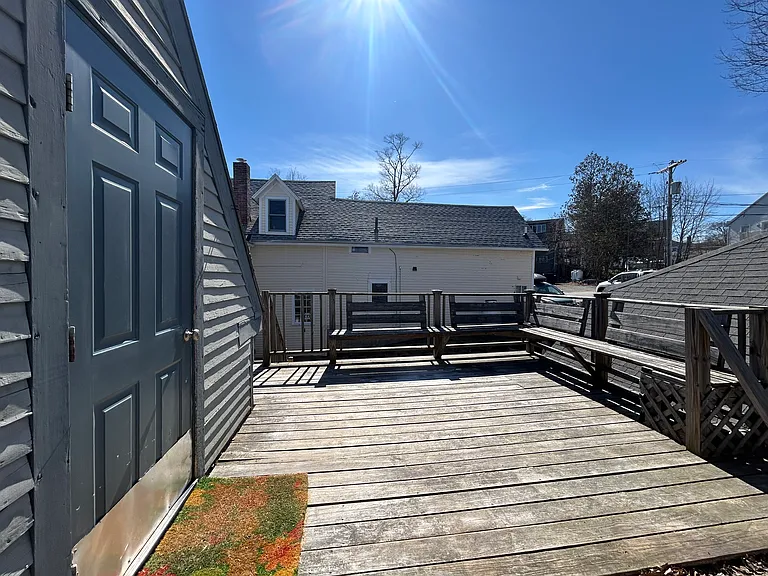 50 Main St — Photo 2