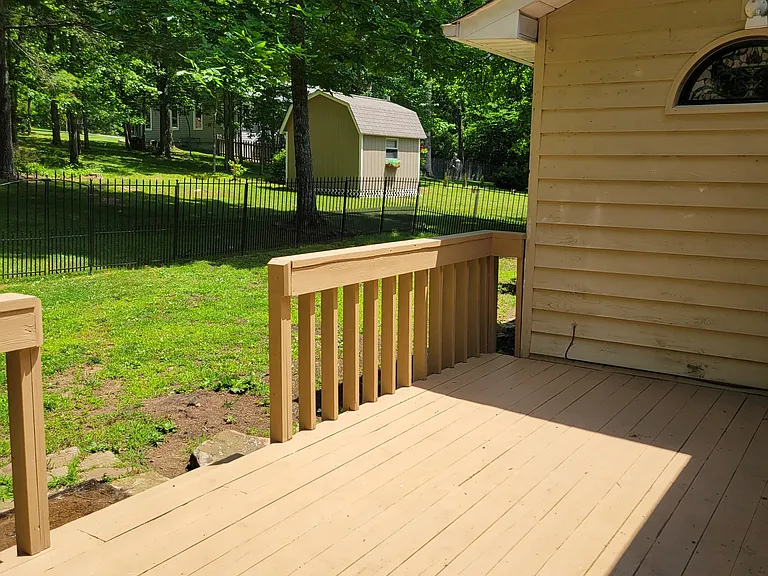 110 Hilton Ln — Photo 38