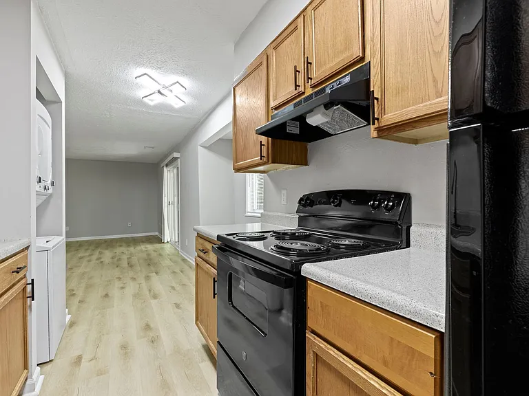 The Hills Apartment Homes — Photo 19