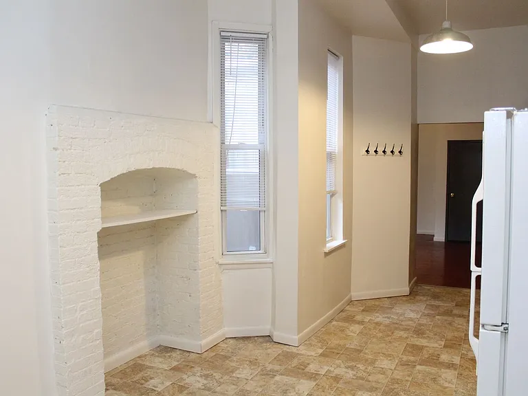 1824 Bolton Street — Photo 12