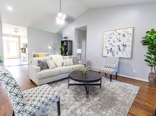 4117 Stewart Ln, Cedar Falls, IA 50613