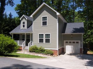 1789 Sterling Trails Ct, Winston Salem, NC 27127