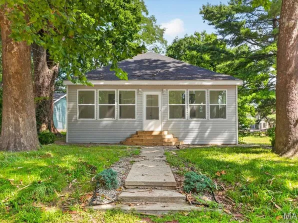 2720 Walnut St, Alton, IL 62002