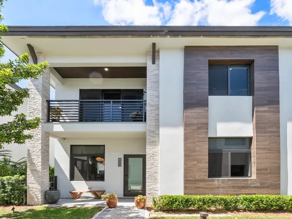 4353 NW 80 Court, Doral, FL 33166