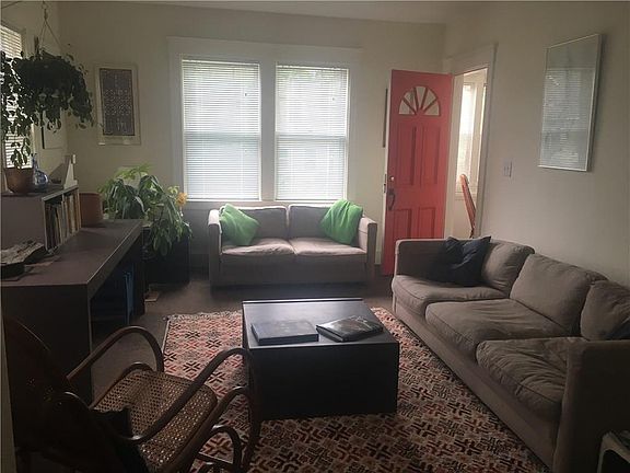 3rd image of 34 Hobson Ave