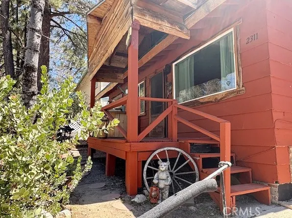 2311 Blue Jay Ln, Arrowbear Lake, CA 92382