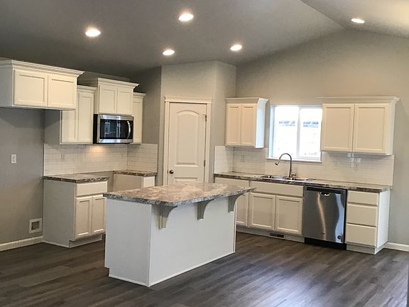 White Cloud Interior Examples