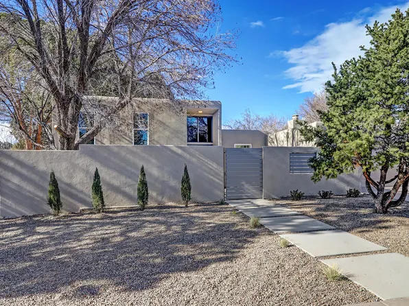 6507 Loftus Ave NE, Albuquerque, NM 87109