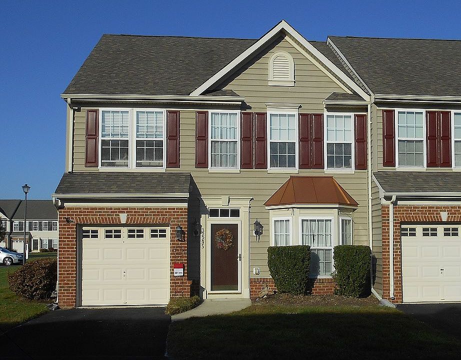 1st image of 32295 Turnstone Ct