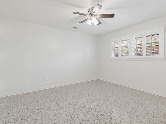 4th image of 3121 Metairie Ct
