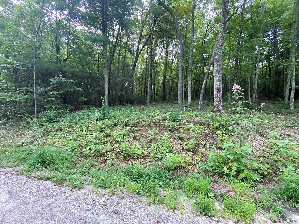 73 Falling Leaf Ln Saluda NC Zillow