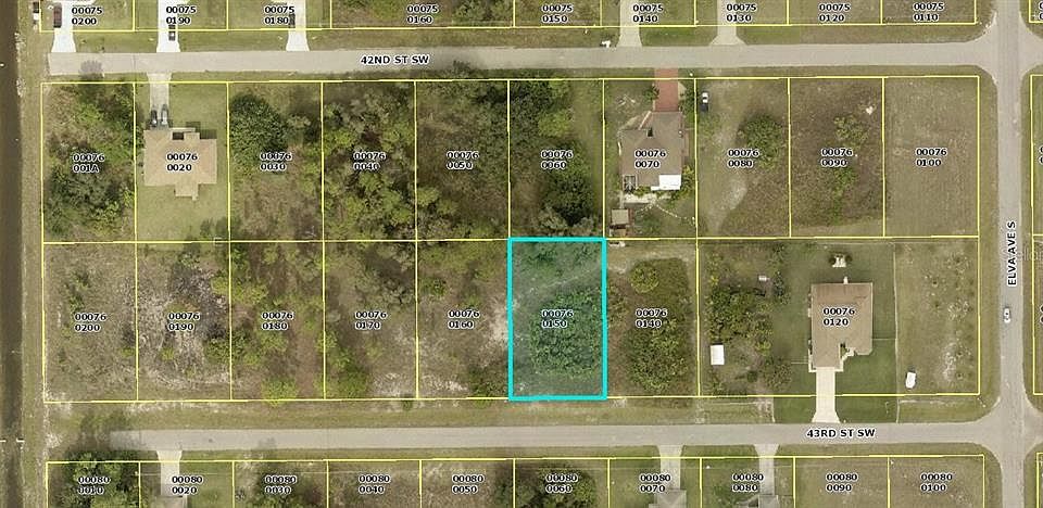 2nd image of 2708 43rd St SW