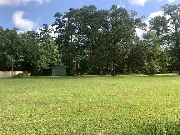 3rd image of 675 Maplewood Dr